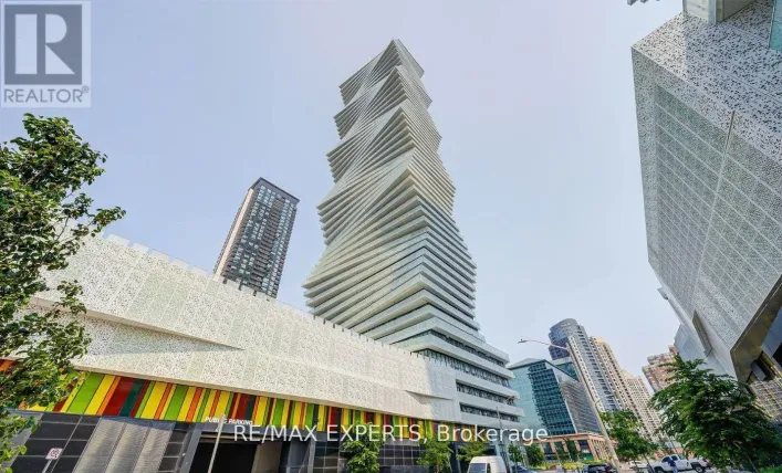 2710 - 3900 CONFEDERATION PARKWAY, Mississauga