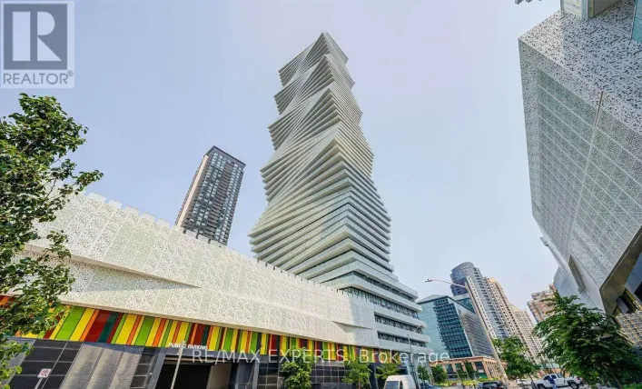 2710 - 3900 CONFEDERATION PARKWAY, Mississauga