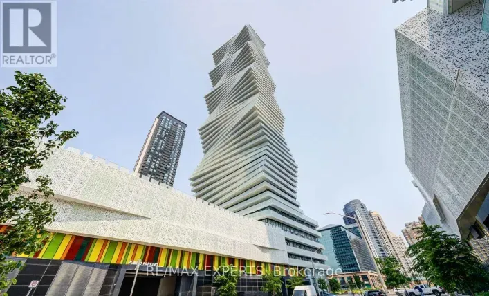 2710 - 3900 CONFEDERATION PARKWAY, Mississauga