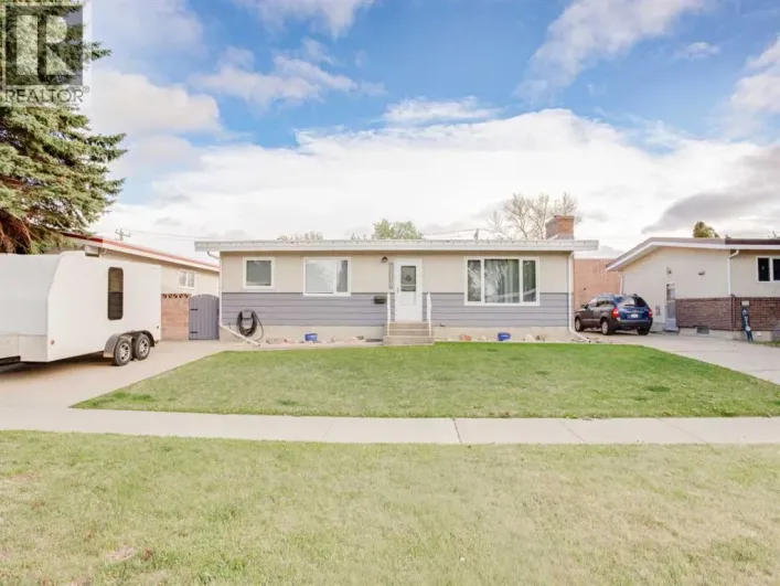 2710 9 Avenue N, Lethbridge