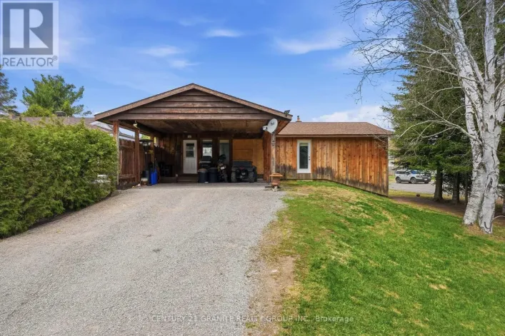 2710 MONCK ROAD, Highlands East