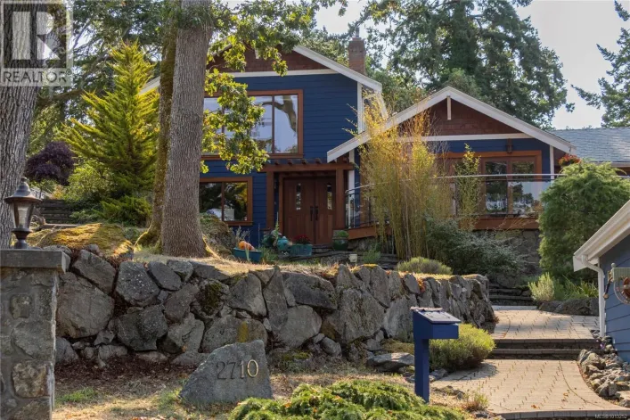2710 Sea View Rd, Saanich
