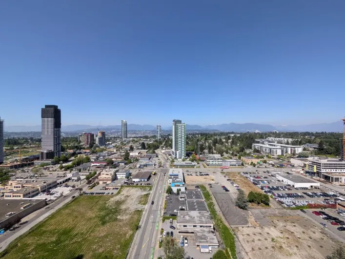 2711 13738 CENTRAL AVENUE, Surrey