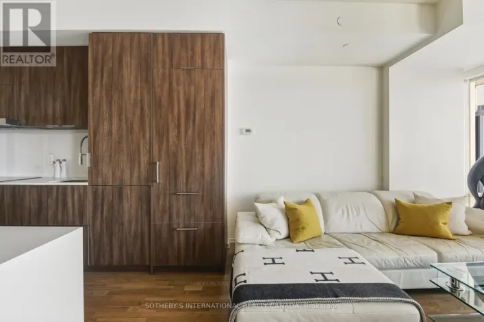 2712 - 1 BLOOR STREET E, Toronto