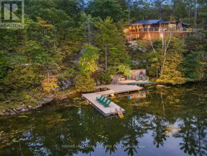 2712 CHANNEL VIEW LANE, Selwyn