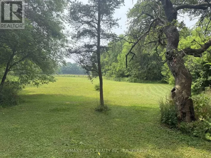 2712A QUABBIN ROAD, Kingston