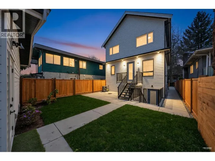 2713 CHEYENNE AVENUE, Vancouver