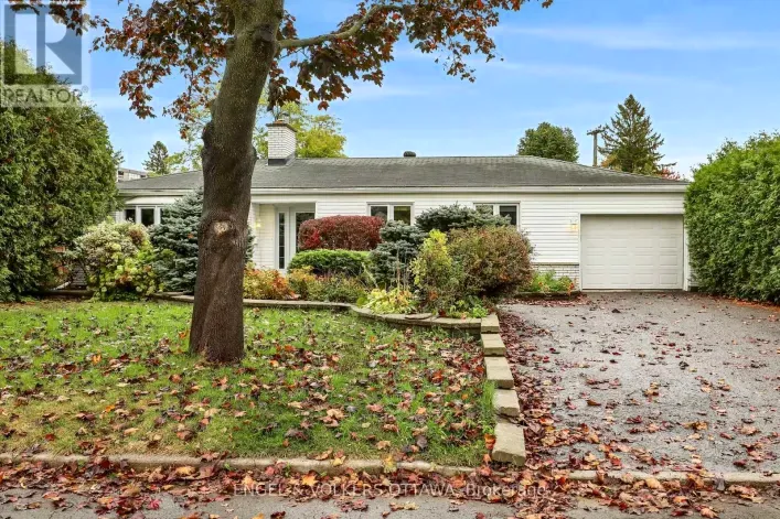House for sale: 2713 DUPONT STREET, Ottawa
