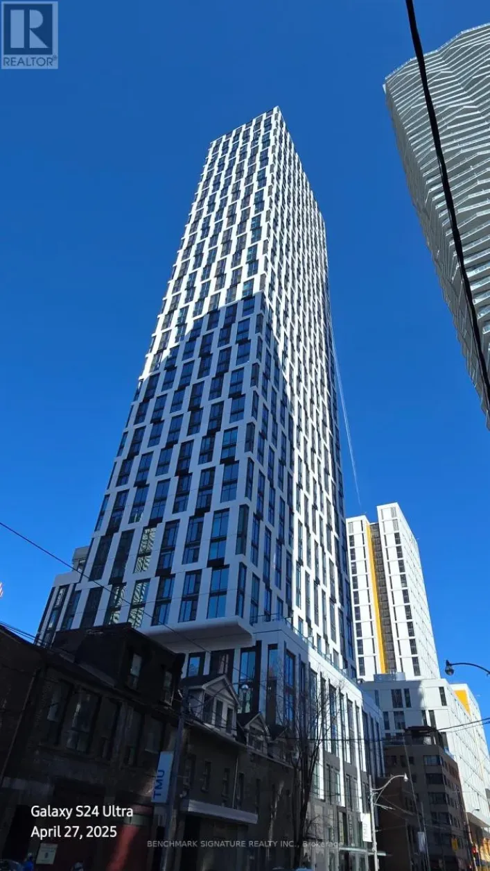 2716 - 252 CHURCH STREET, Toronto