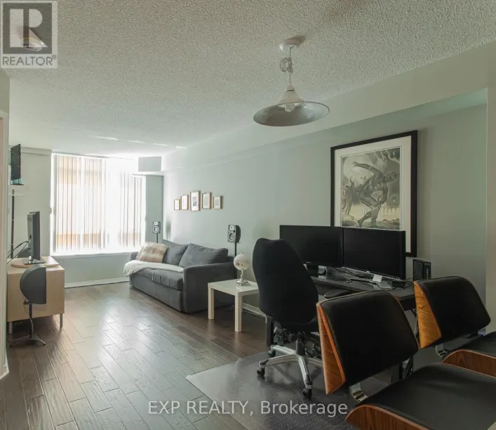 2717 - 8 HILLCREST AVENUE, Toronto