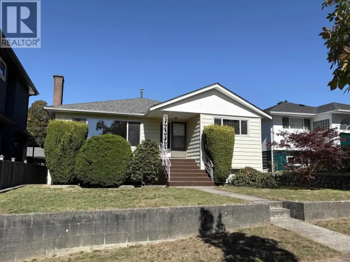 2717 WAVERLEY AVENUE, Vancouver