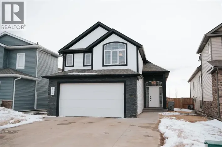 2719 11 Avenue, Wainwright