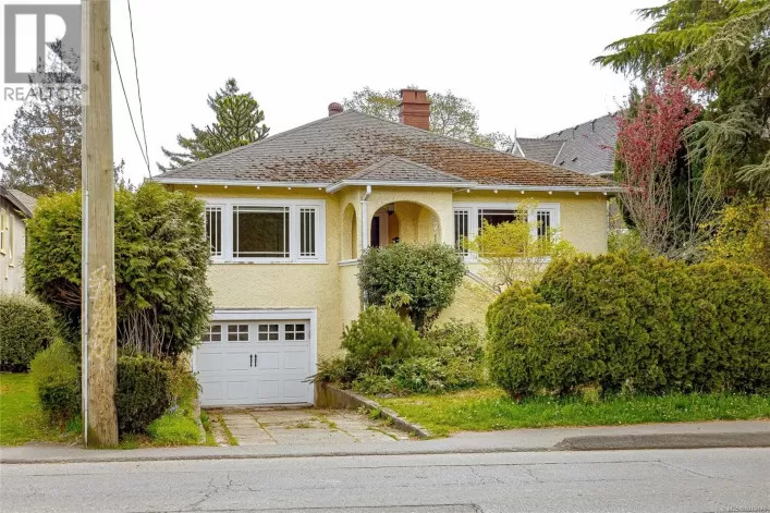 2719 Richmond Rd, Saanich