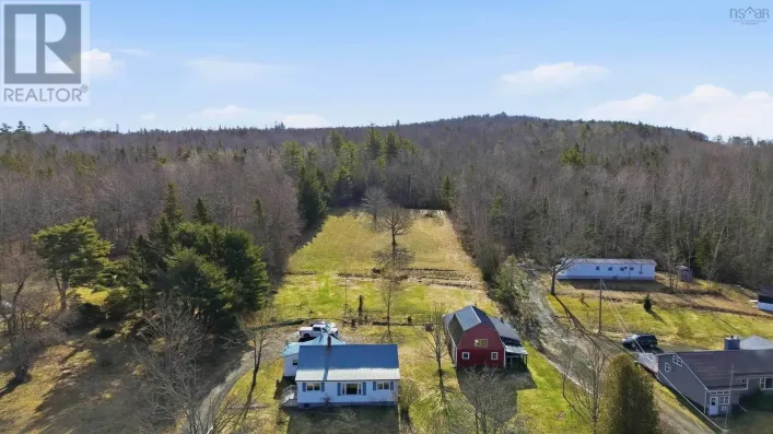 272 Highway 201, Moschelle