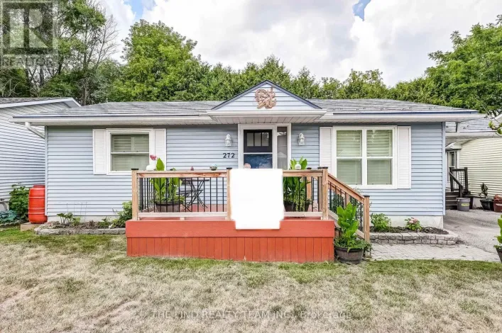 272 JEFF SMITH COURT, Newmarket