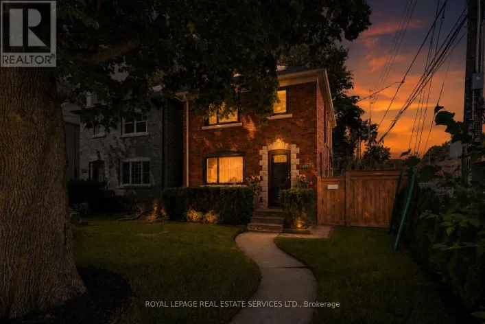 272 RUMSEY ROAD, Toronto
