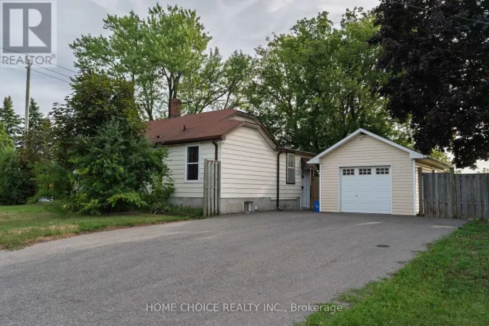 272 TAUNTON ROAD W, Oshawa