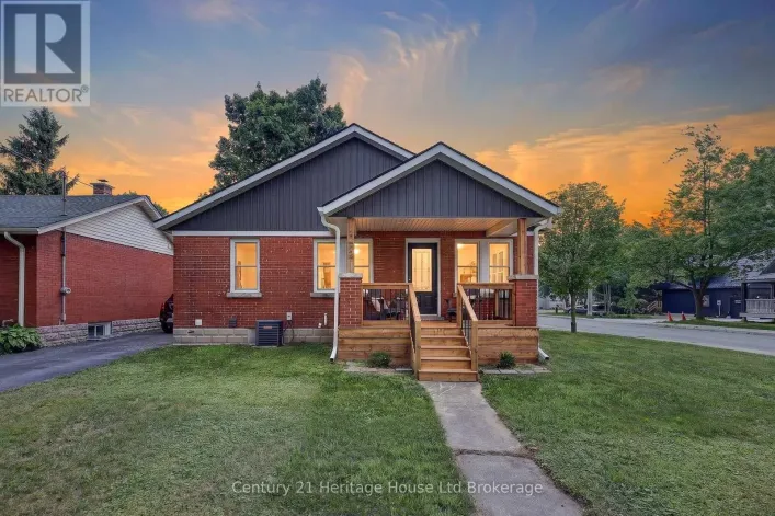 272 WELLINGTON STREET N, Woodstock