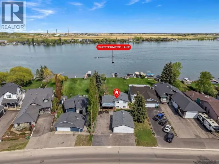 272 West Chestermere Drive, Chestermere
