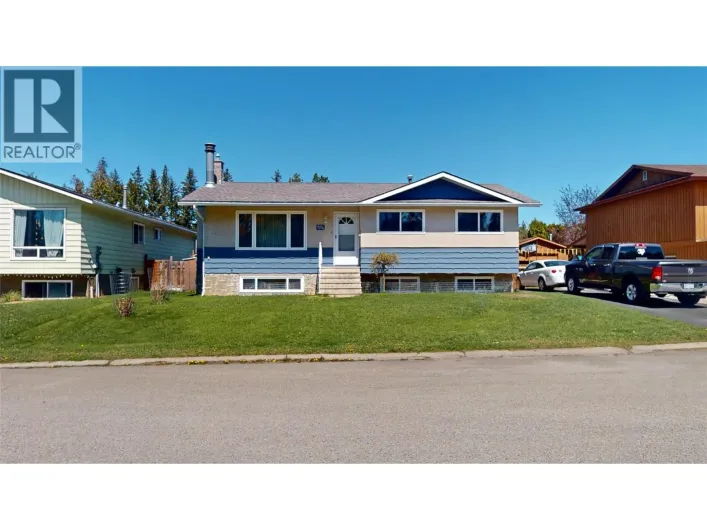 2724 2B Street S, Cranbrook
