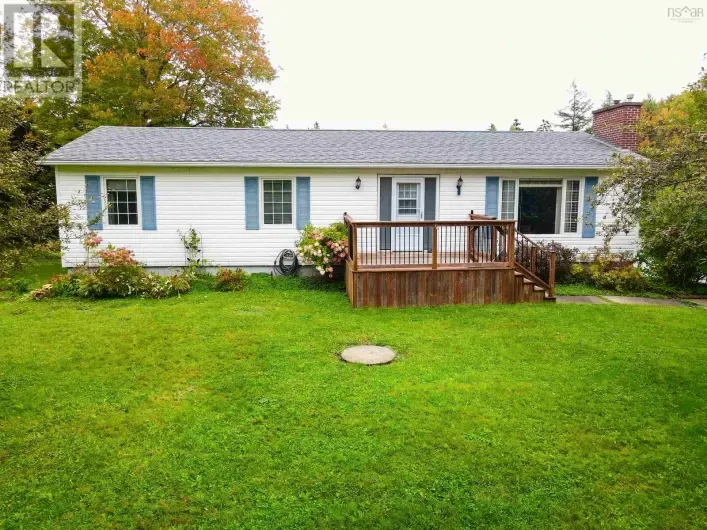 House for sale: 273 Highway 1, Mount Uniacke