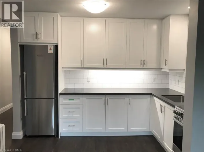 273 LAKESHORE Road E Unit# 1, Mississauga