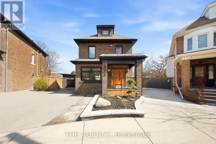 273 STINSON CRESCENT, Hamilton
