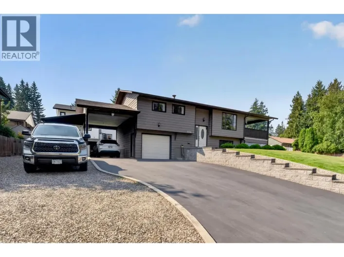 2730 5 Avenue NE, Salmon Arm