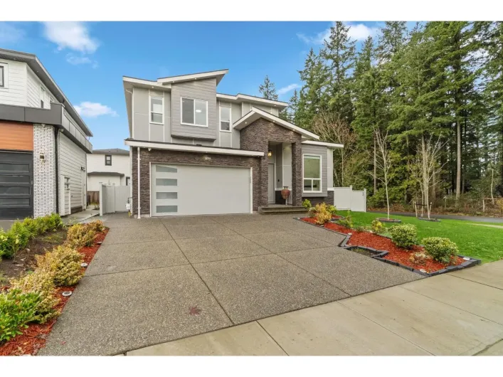 2731 201 STREET, Langley