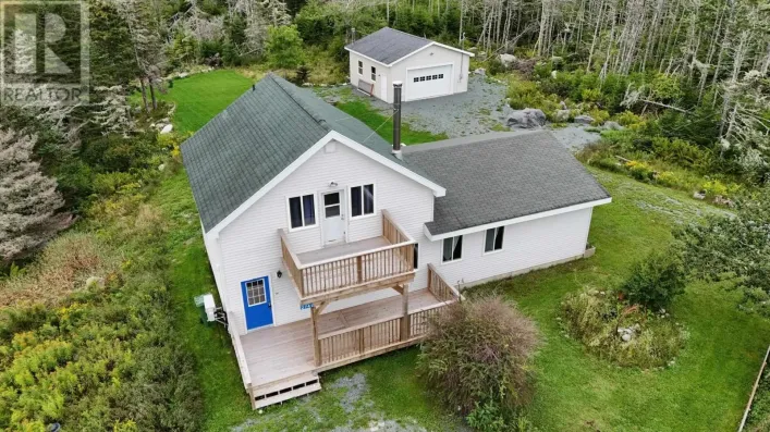 2741 Ostrea Lake Road, Musquodoboit Harbour