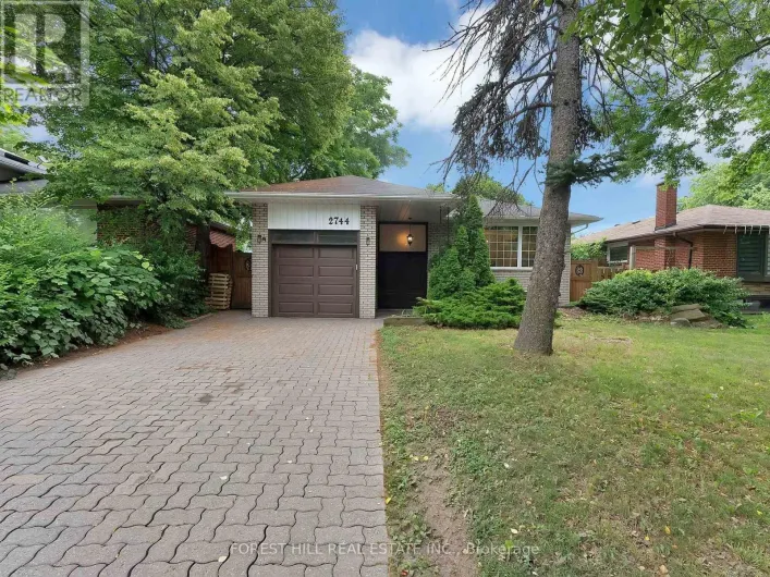 2744 TRUSCOTT DRIVE, Mississauga