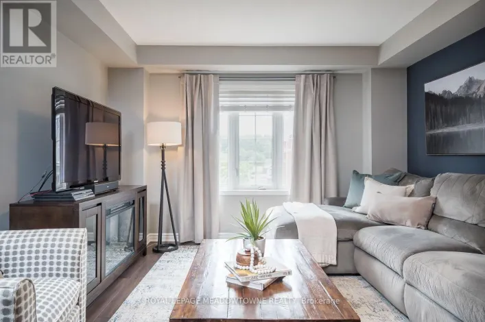 275 EVES GATE, Milton