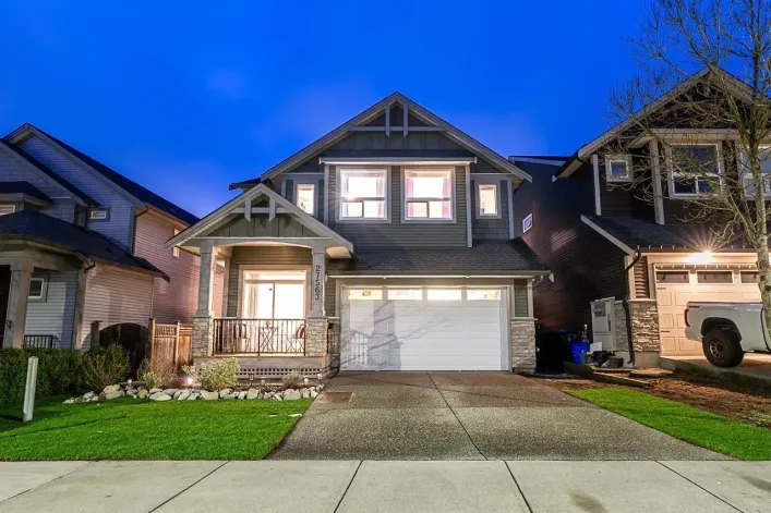 27563 27A AVENUE, Langley