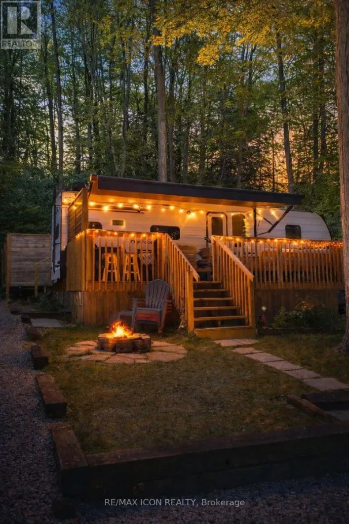 276 - 76735 WILDWOOD LINE, Bluewater