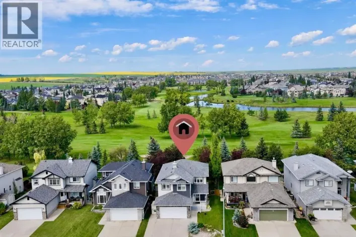 276 Fairways Bay NW, Airdrie