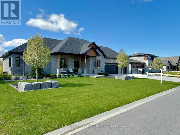 276 HAZELTON LANE, South Huron