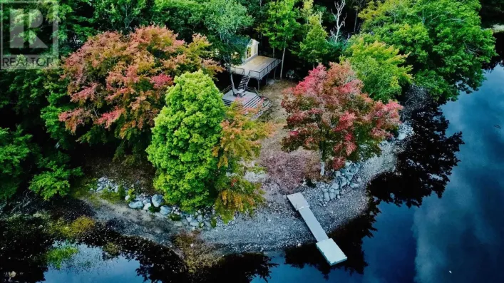 2760 Highway 203, Middle Ohio