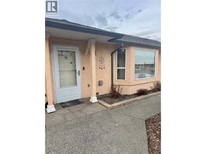 2760 Voght Street Unit# 16, Merritt