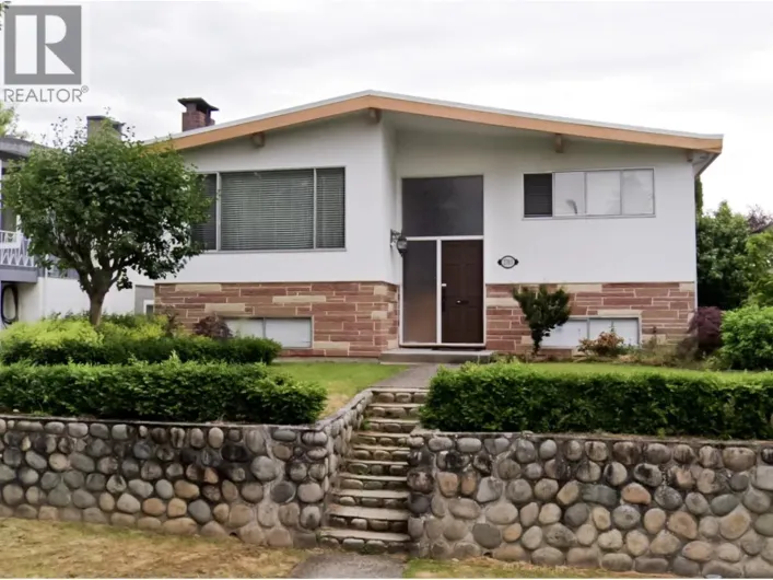 2763 ROSEMONT DRIVE, Vancouver