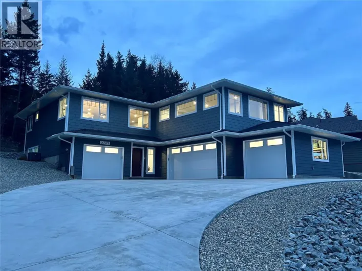 2763 Valleyview Drive, Blind Bay
