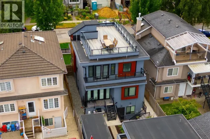 2765 E 27TH AVENUE, Vancouver