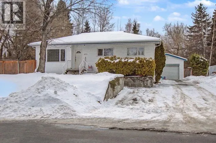 2765 POLARIS ROAD, Prince George