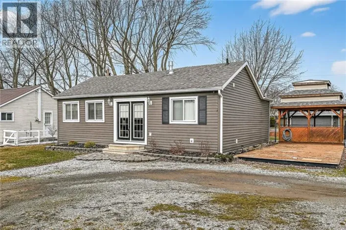 277 BLUE WATER Parkway, Selkirk