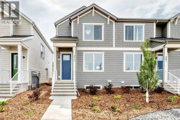 277 Heirloom Way SE, Calgary