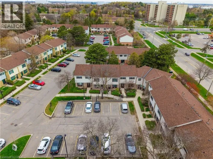 2779 GANANOQUE Drive Unit# 40, Mississauga