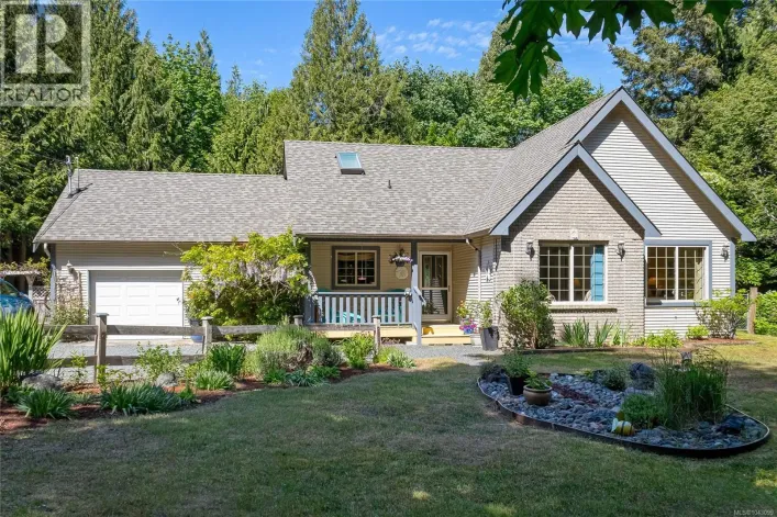 278 Grovehill Rd, Qualicum Beach
