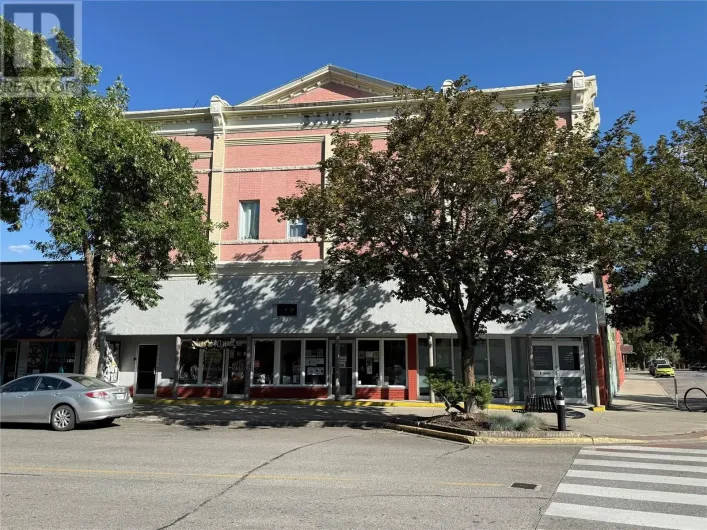 278 MARKET Avenue, Grand Forks