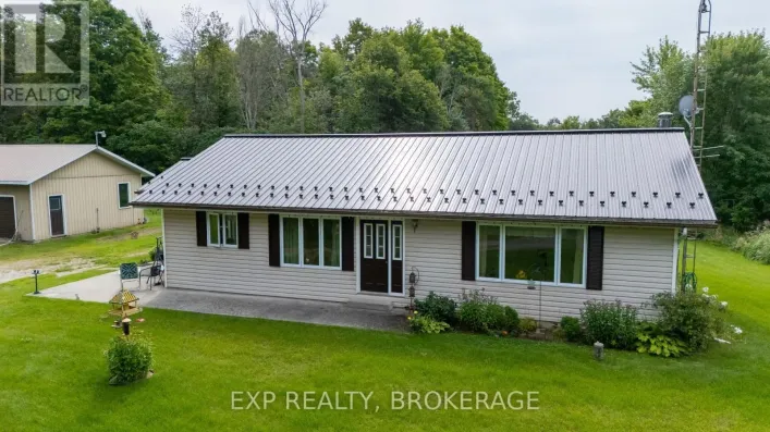 279 MUNRO ROAD, Tay Valley