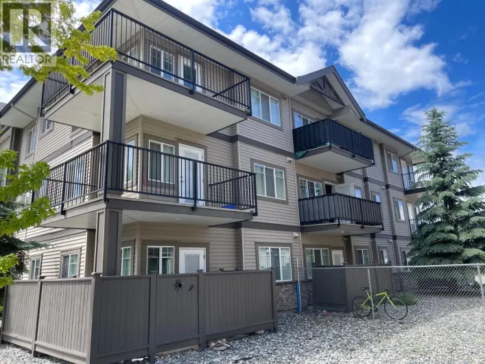 2799 CLAPPERTON Avenue Unit# 203, Merritt