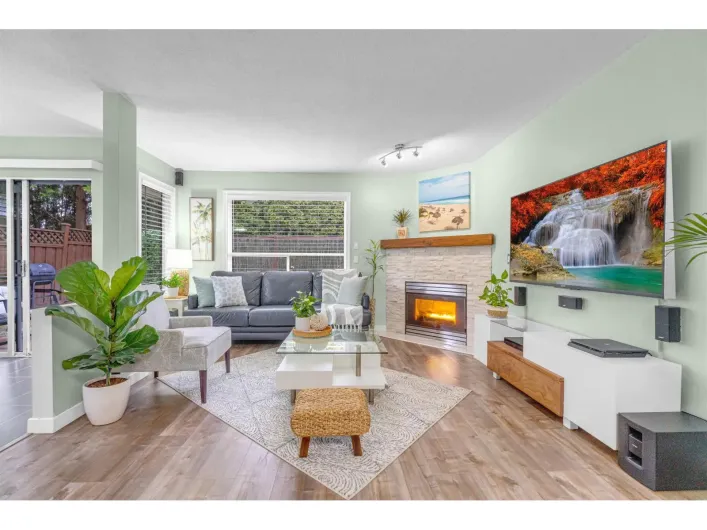 28 10130 155 STREET, Surrey